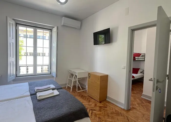 Rossio אכסניה אלקובאקה